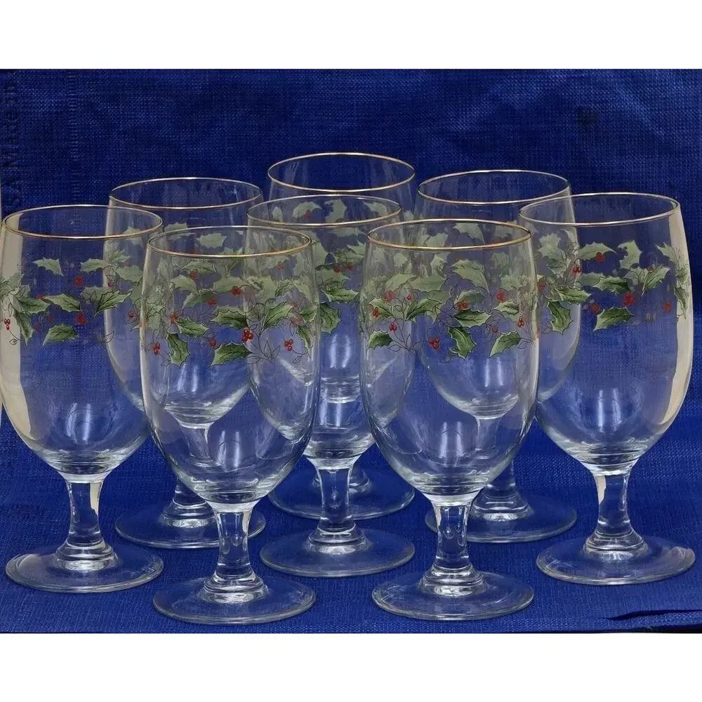 Royal Limited Holly Holiday Goblets Gold Rim Set of 8 Glasses
